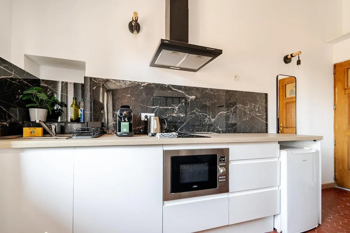Grasse B - Two Rooms 4 People Downtown - Air-Conditioning 0*,